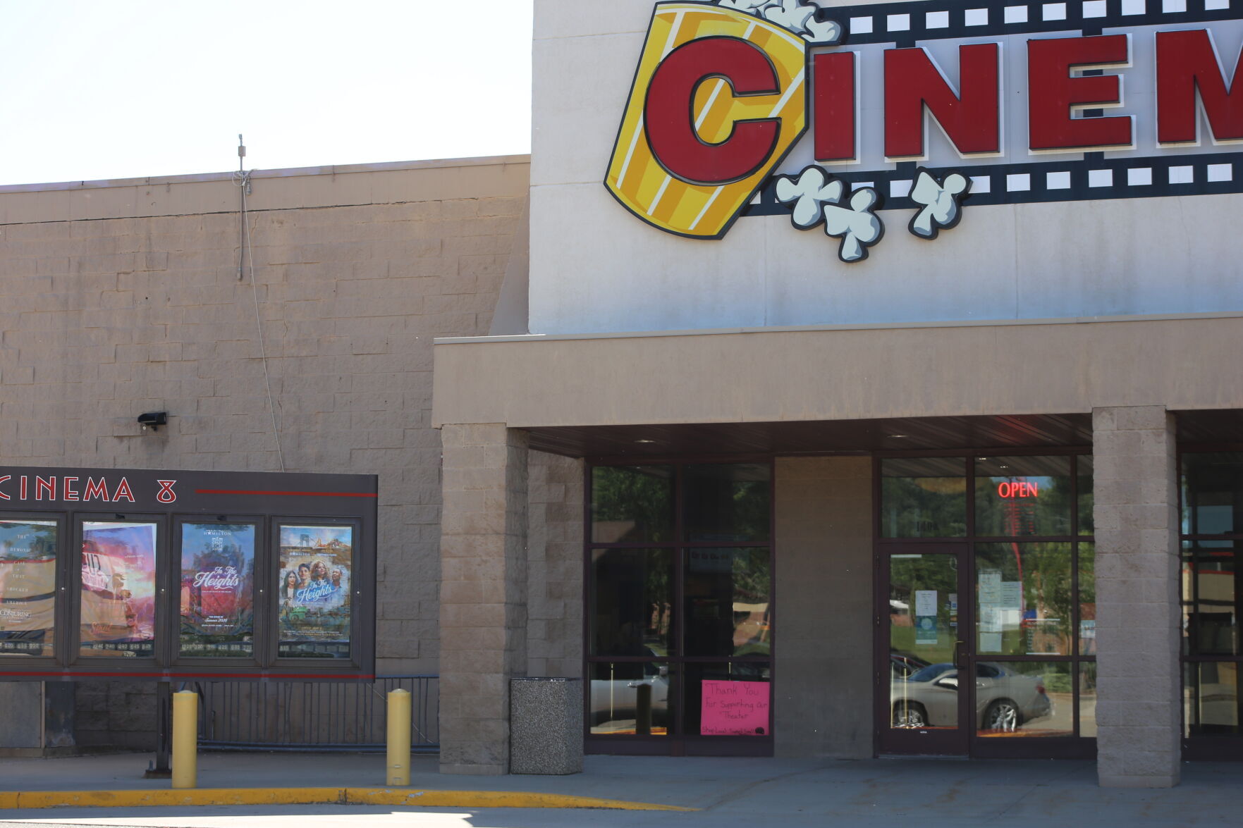 Red Wing Cinema 8